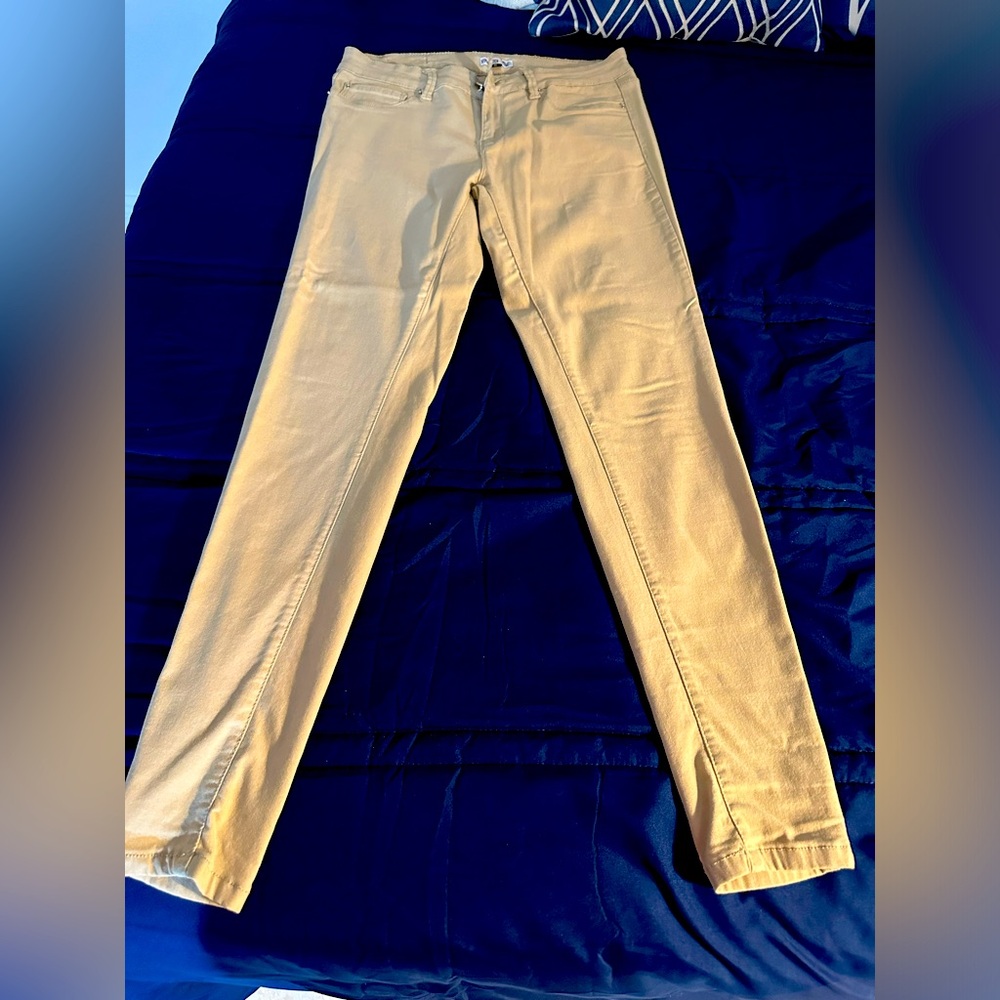 Khaki stretchy jeggings. XL